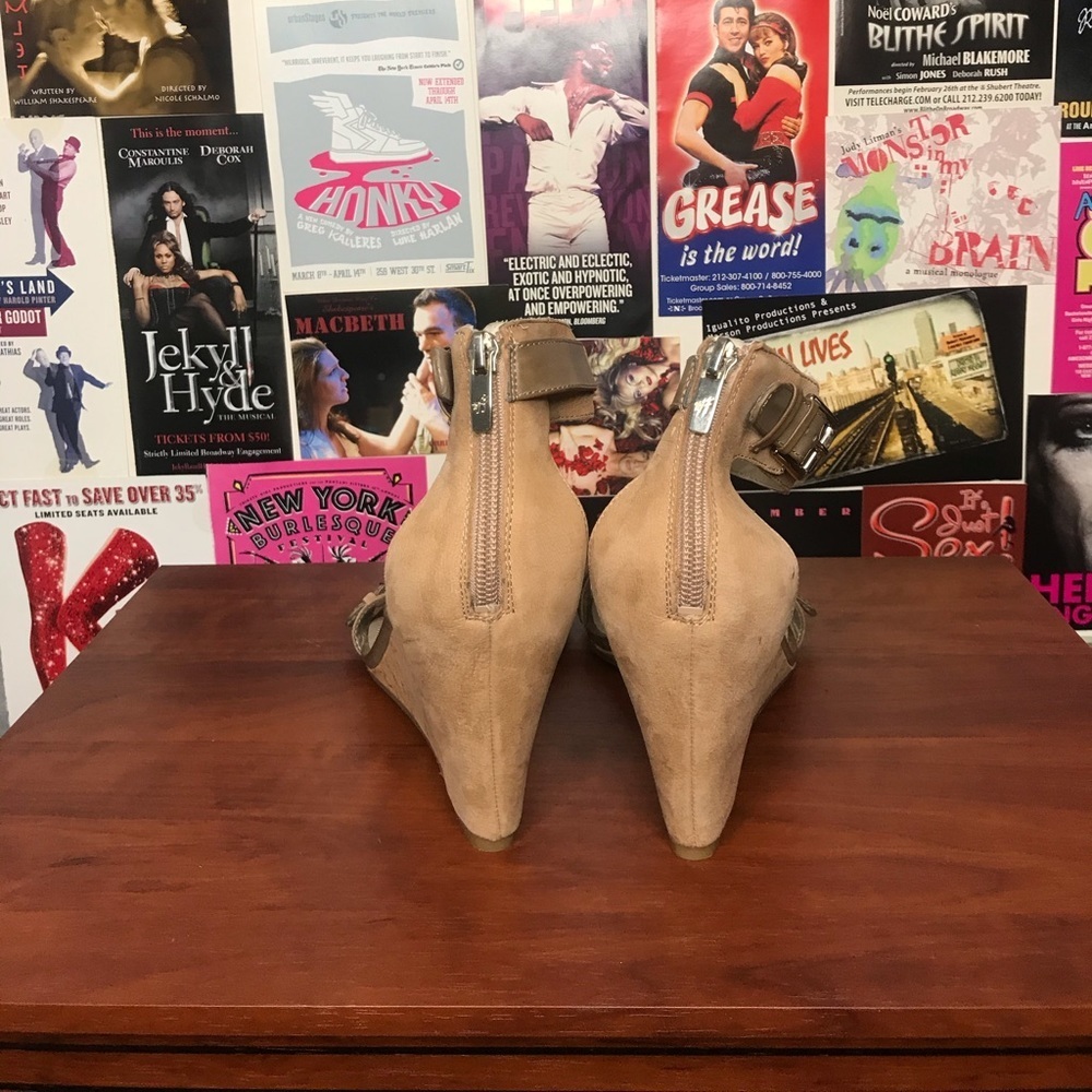 Marc Fisher Camron Tan Cork Wedge Sandal - Picture 6 of 7